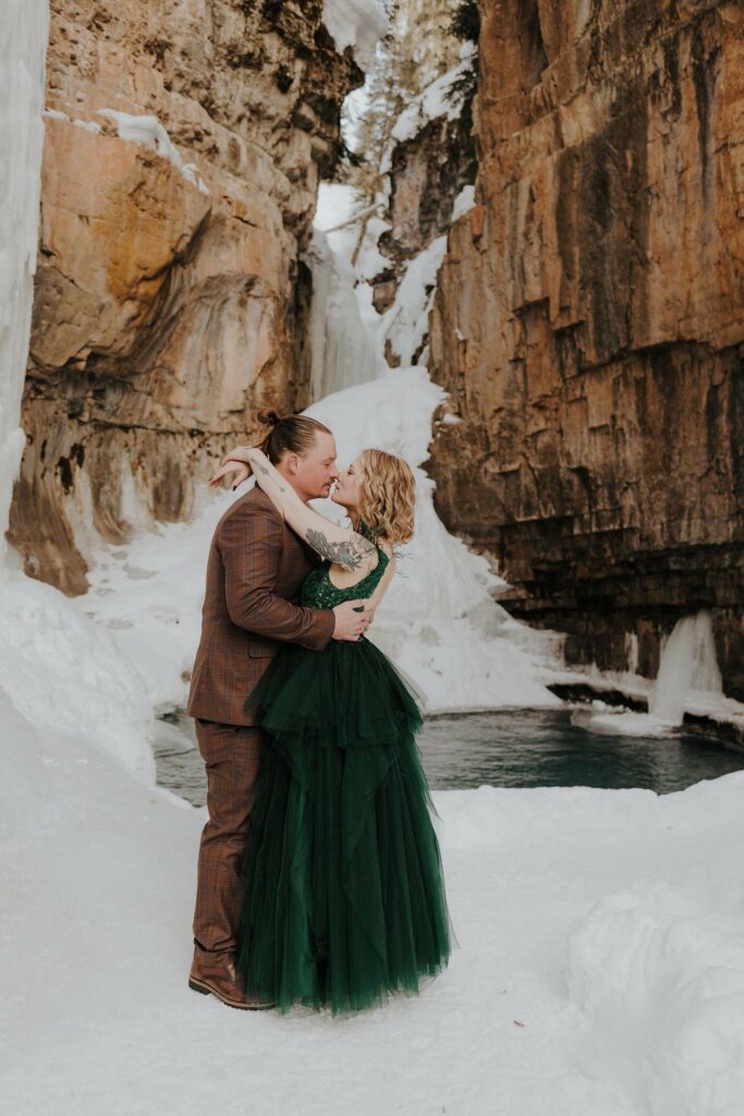 Engagment photos in the winter