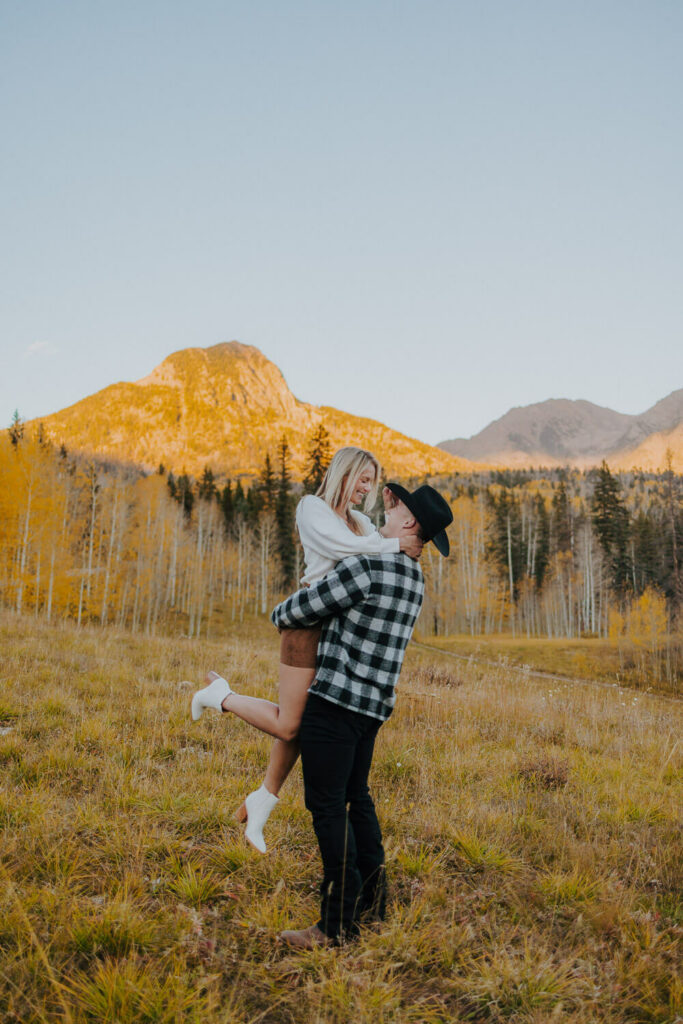 Fall Colorado engagement photos
